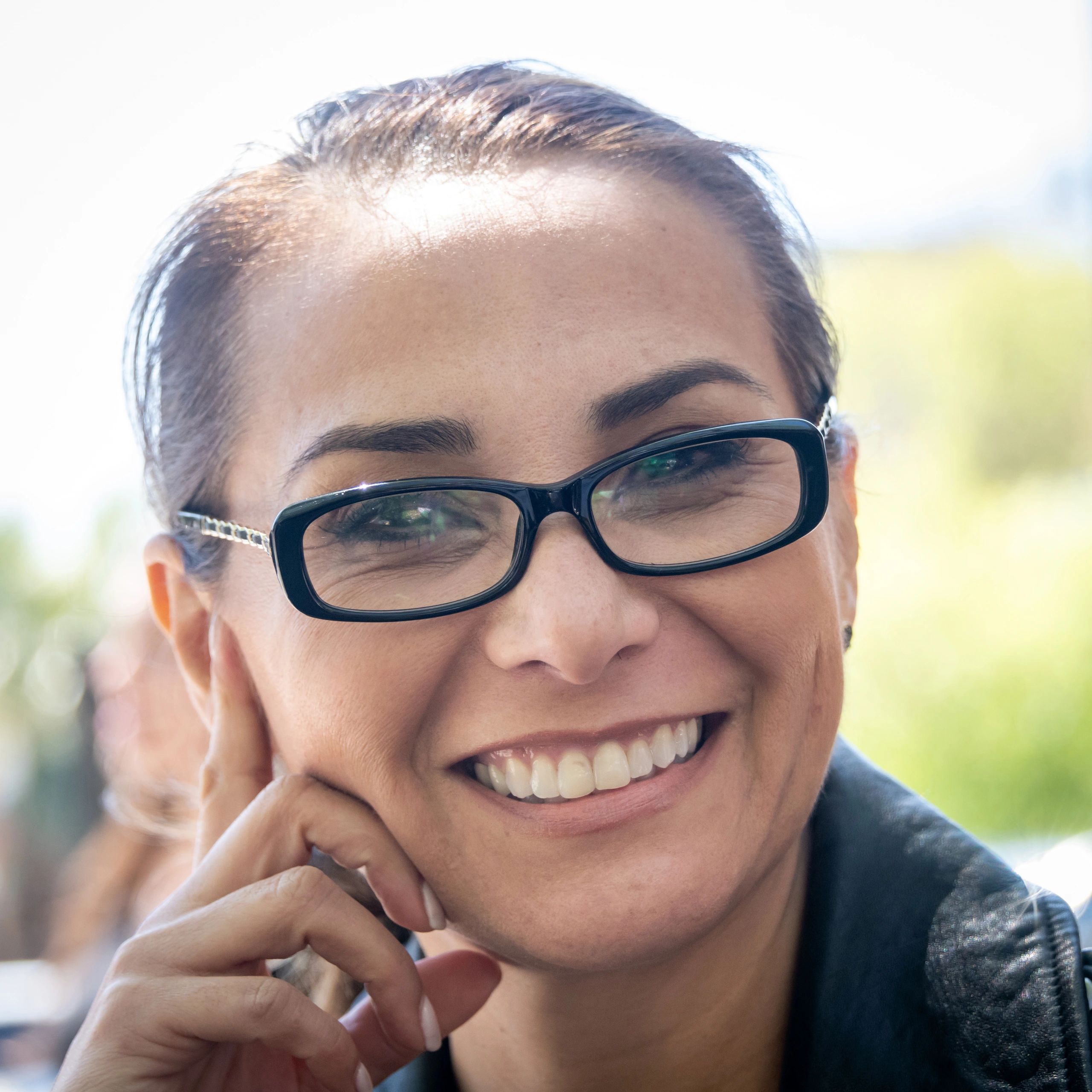 Retrato de participante satisfecha